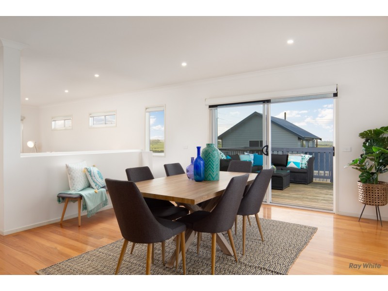 1A Dunvegan Cres, Surf Beach VIC 3922