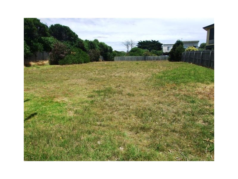 149 Phillip Island Road, Surf Beach VIC 3922