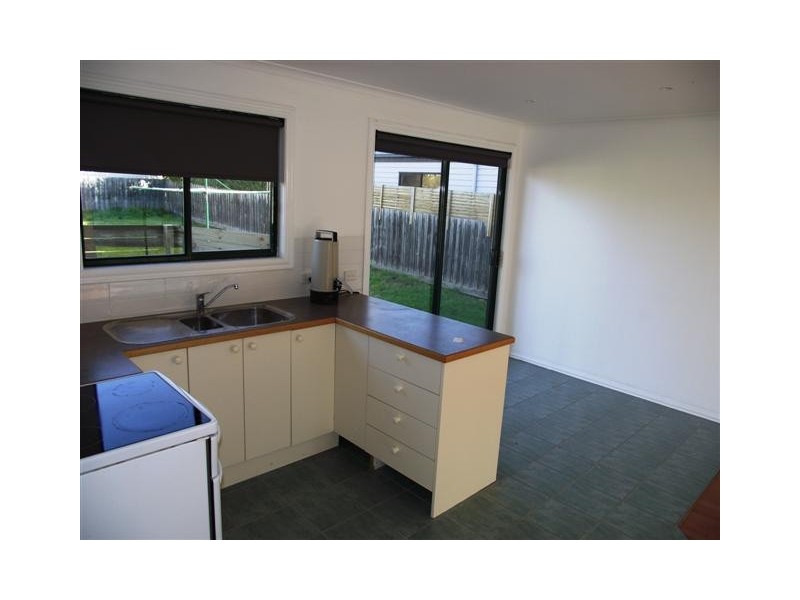 3 Terry Crescent, Wimbledon Heights VIC 3922