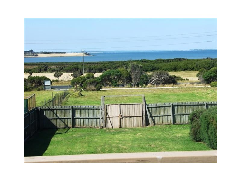 10 Manly Place, Surf Beach VIC 3922