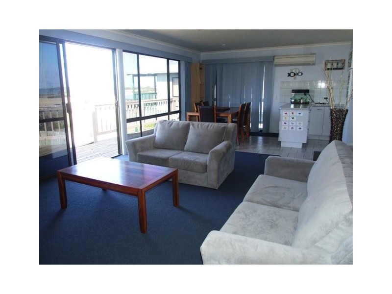 10 Manly Place, Surf Beach VIC 3922