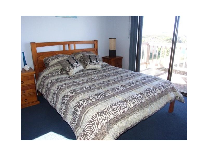 10 Manly Place, Surf Beach VIC 3922