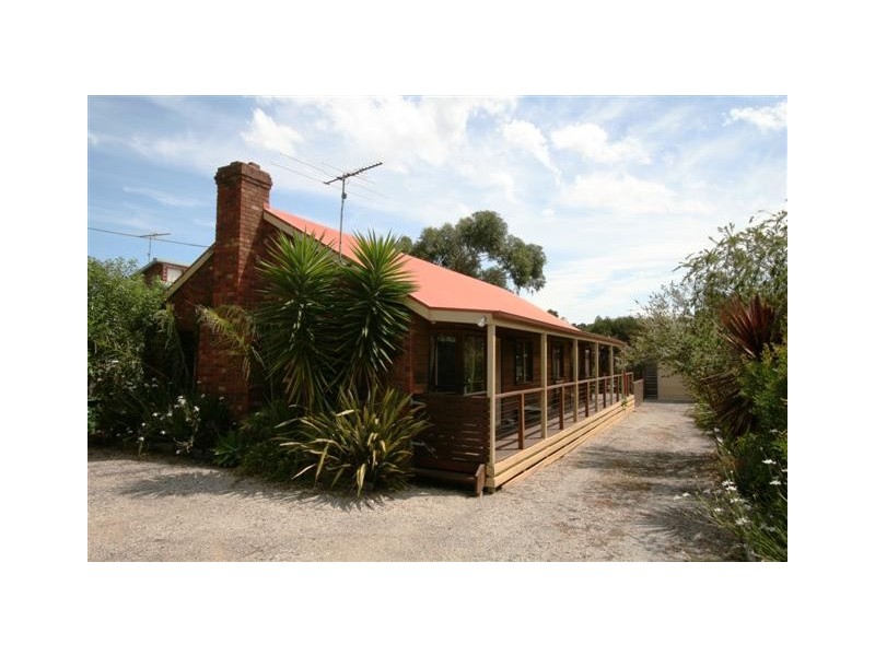 4 Dolphin Drive, Smiths Beach VIC 3922
