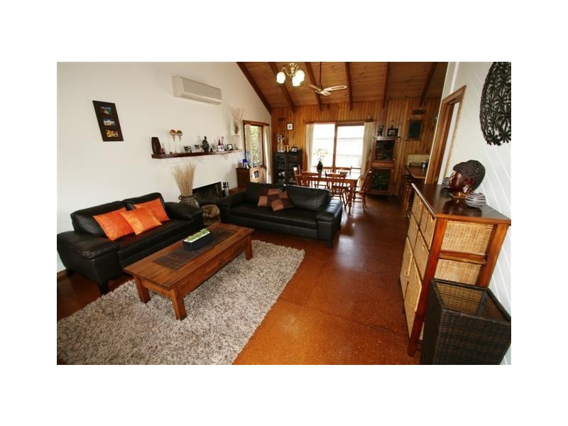 4 Dolphin Drive, Smiths Beach VIC 3922