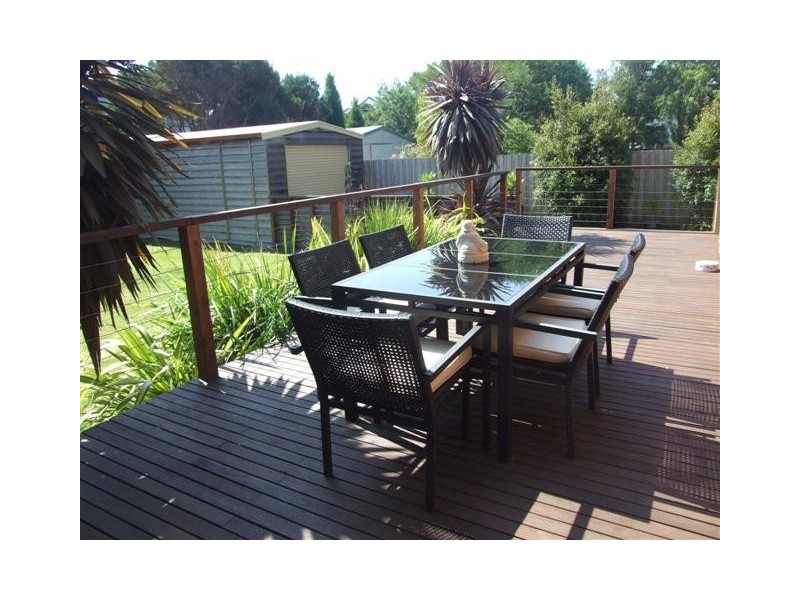 4 Dolphin Drive, Smiths Beach VIC 3922