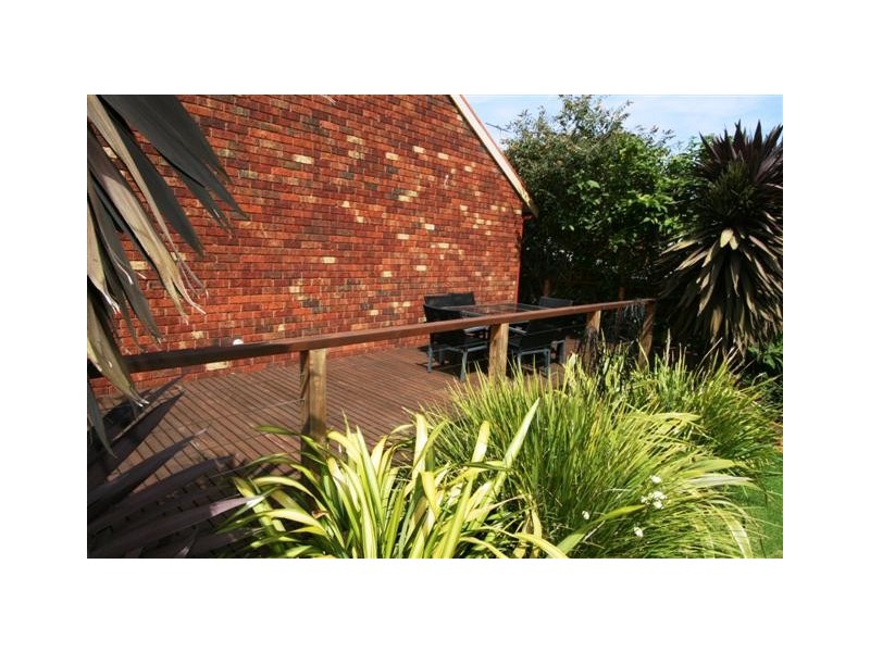 4 Dolphin Drive, Smiths Beach VIC 3922