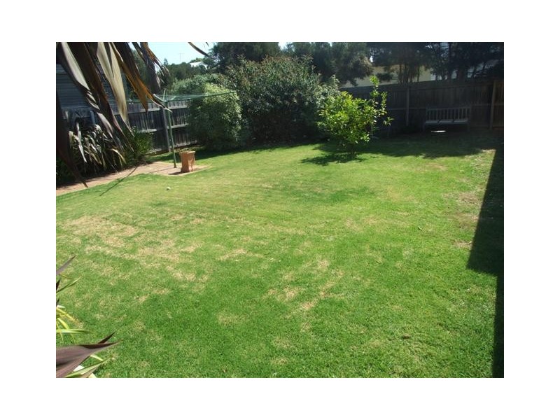 4 Dolphin Drive, Smiths Beach VIC 3922