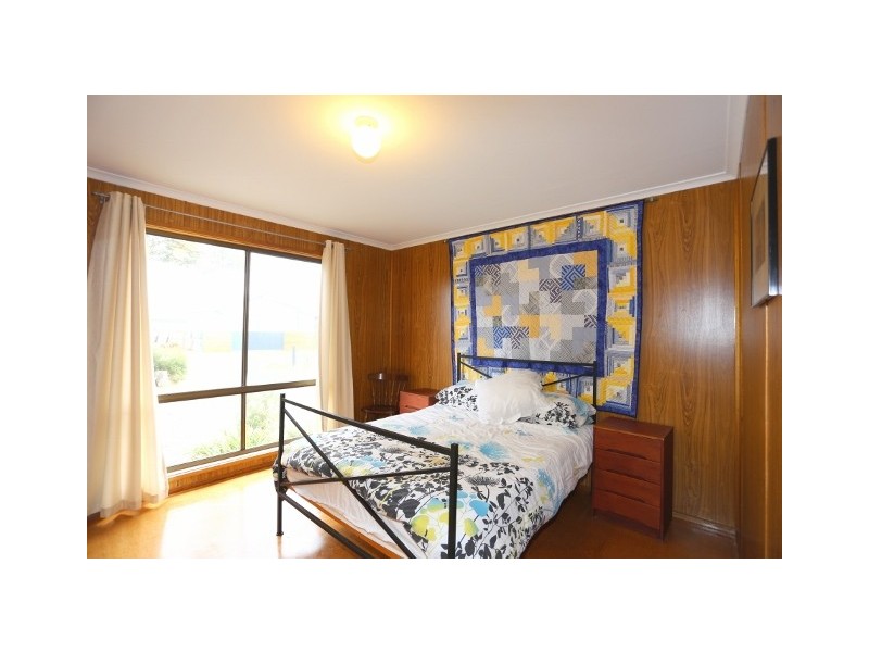 6 Tolley Avenue, Surf Beach VIC 3922