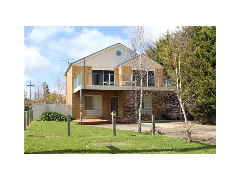 27 Red Rocks Road, Cowes VIC 3922