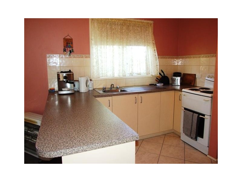 8 Golden Court, Sunset Strip VIC 3922