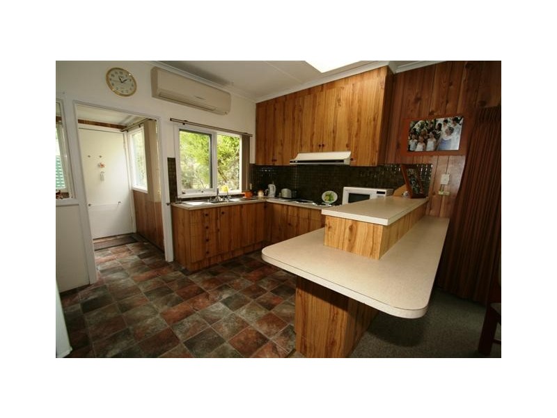 35 Rose Avenue, Cowes VIC 3922