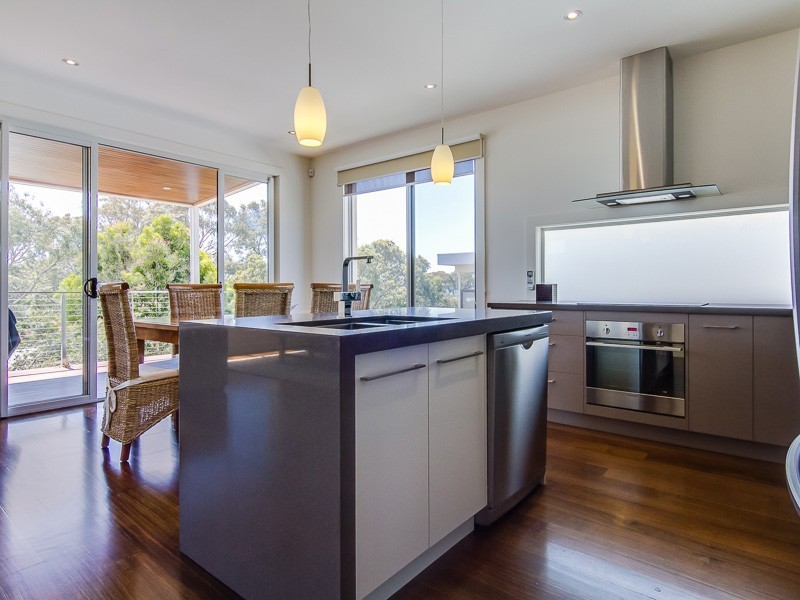 Unit 2, 13 Langard Road, Cowes VIC 3922