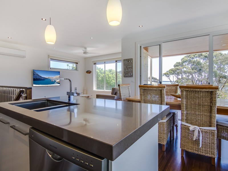 Unit 2, 13 Langard Road, Cowes VIC 3922