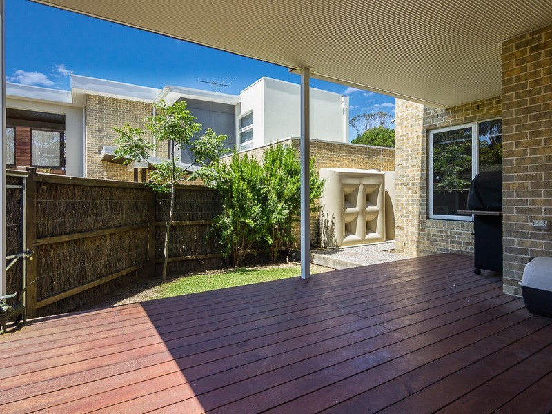 Unit 2, 13 Langard Road, Cowes VIC 3922