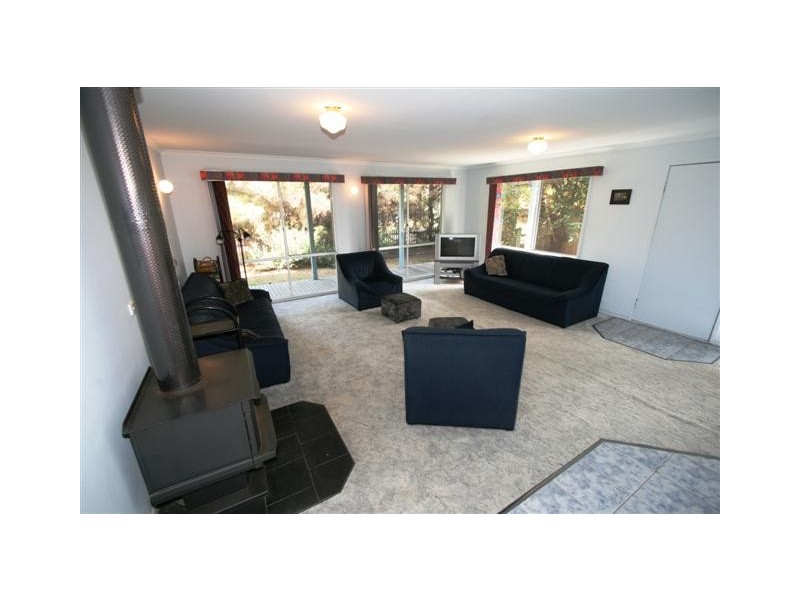 21 Anglers Road, Sunderland Bay VIC 3922