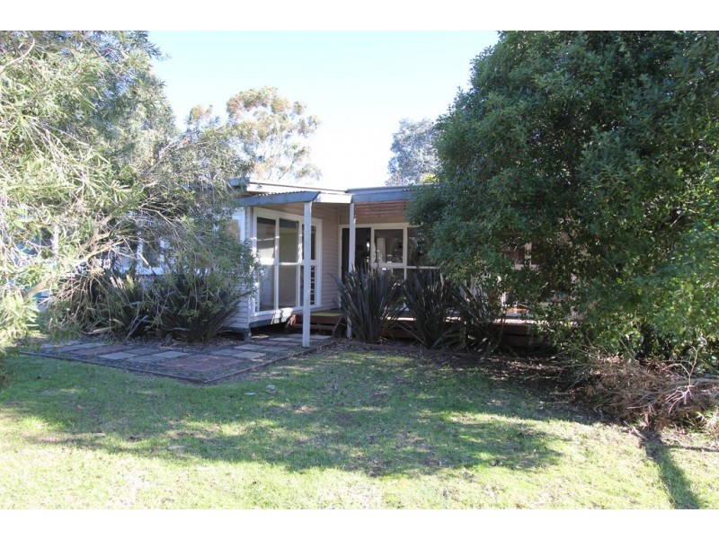 31 Teddy Bear Lane, Cowes VIC 3922