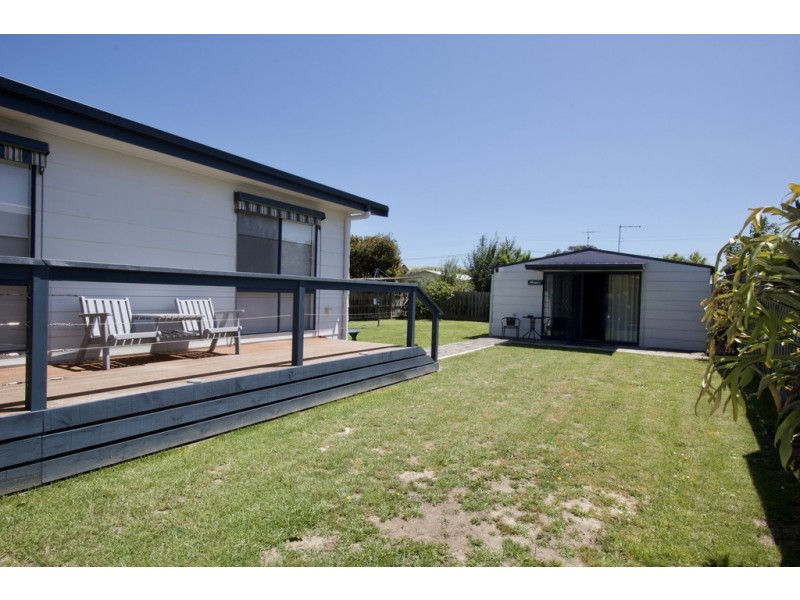 22 Lansell Road, Cowes VIC 3922