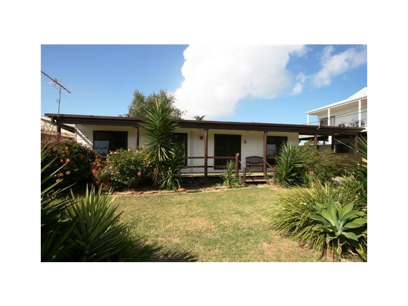 4 Malcliff Road, Newhaven VIC 3925