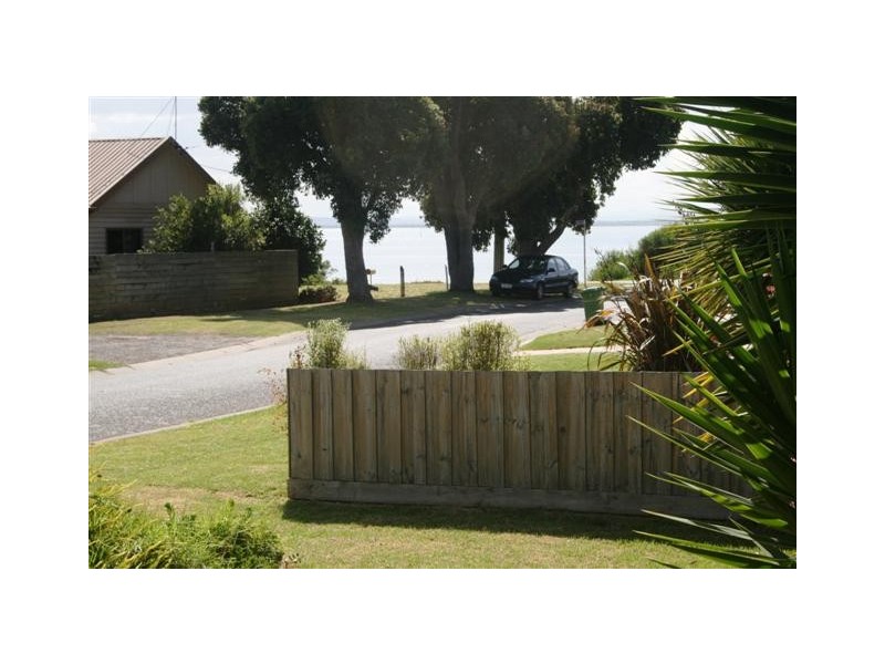 4 Malcliff Road, Newhaven VIC 3925