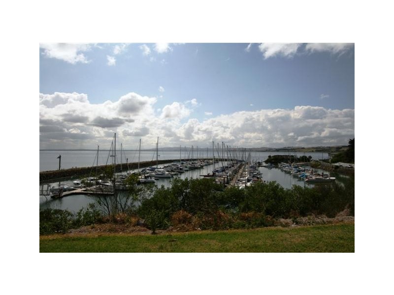 4 Malcliff Road, Newhaven VIC 3925