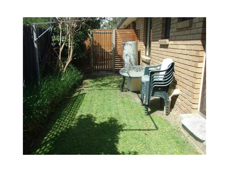 2/2-4 Park Street, Cowes VIC 3922