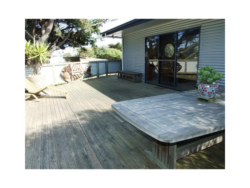 25 Batman Street, Surf Beach VIC 3922