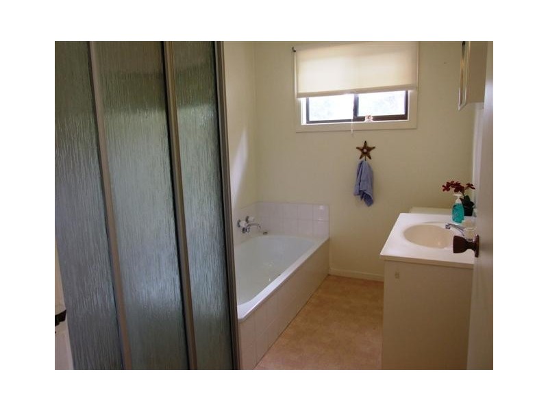 213 Church Street, Cowes VIC 3922