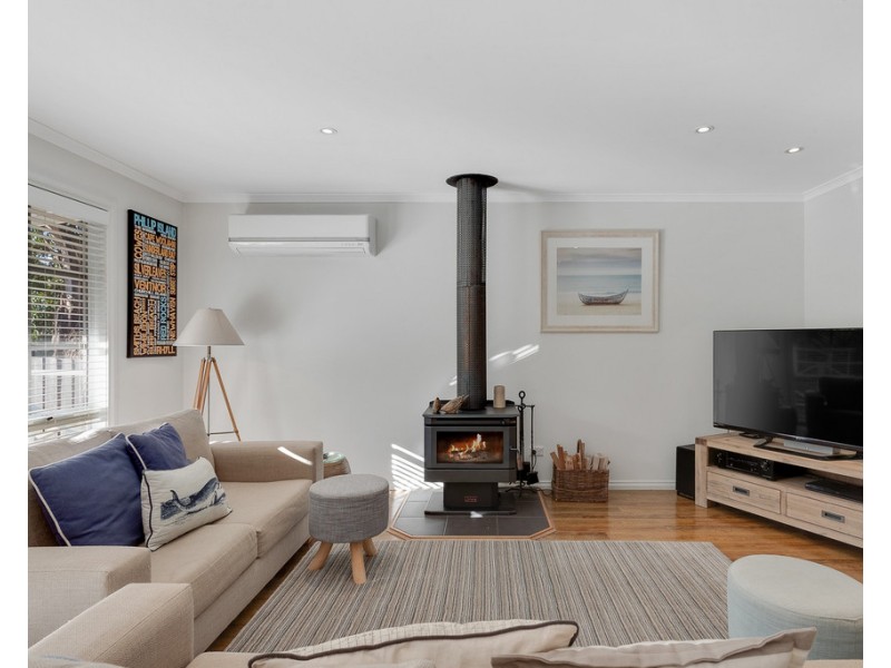 15 Cypress Court, Cowes VIC 3922