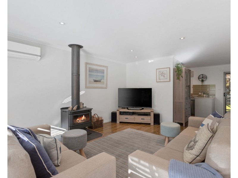 15 Cypress Court, Cowes VIC 3922