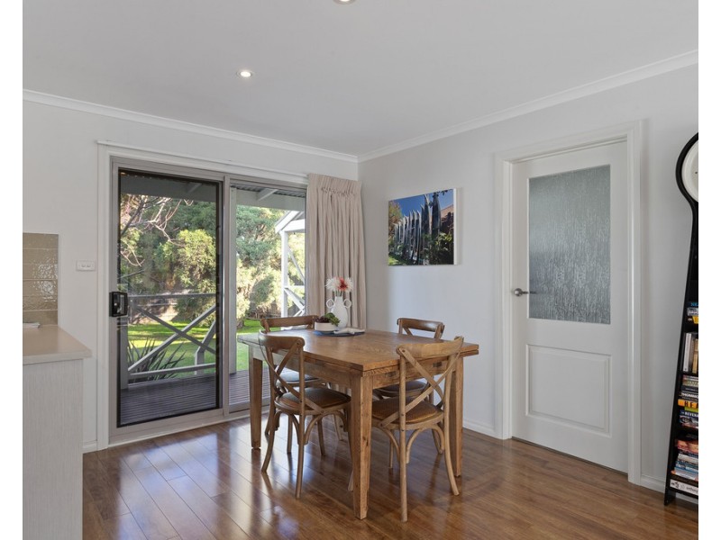 15 Cypress Court, Cowes VIC 3922