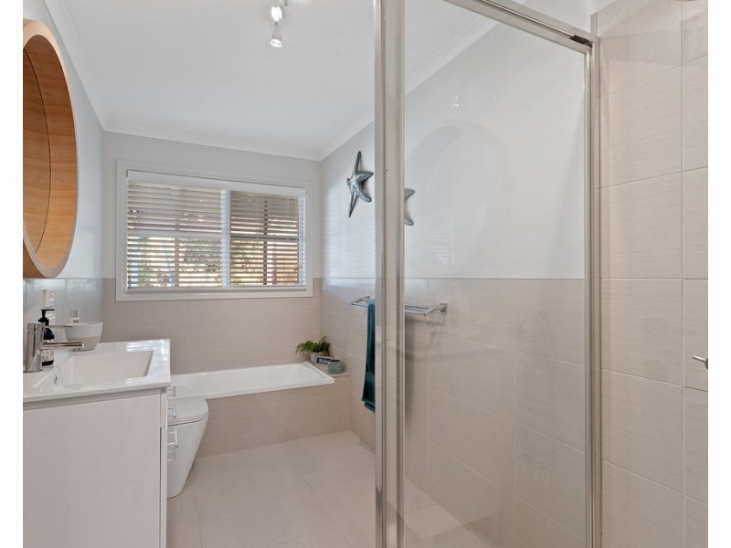 15 Cypress Court, Cowes VIC 3922