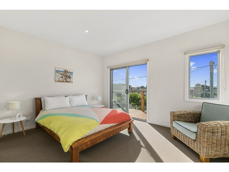 19 Dover Street., Sunderland Bay VIC 3922