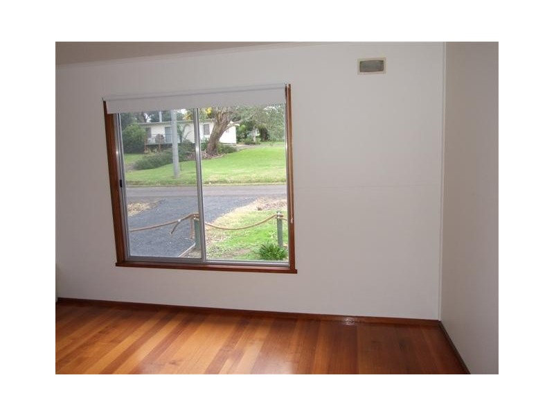 16 Poulter Ave, Rhyll VIC 3923