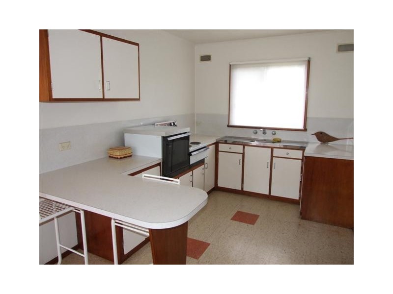 16 Poulter Ave, Rhyll VIC 3923