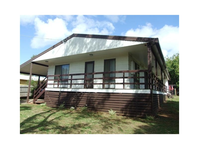 12 Walton Street, Cowes VIC 3922