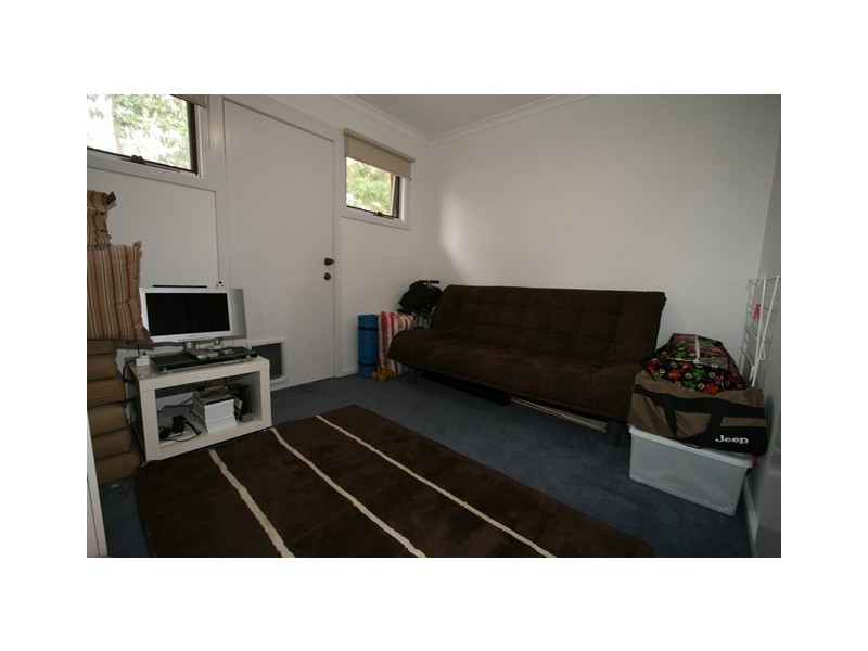 2/4 Highland Avenue, Cowes VIC 3922