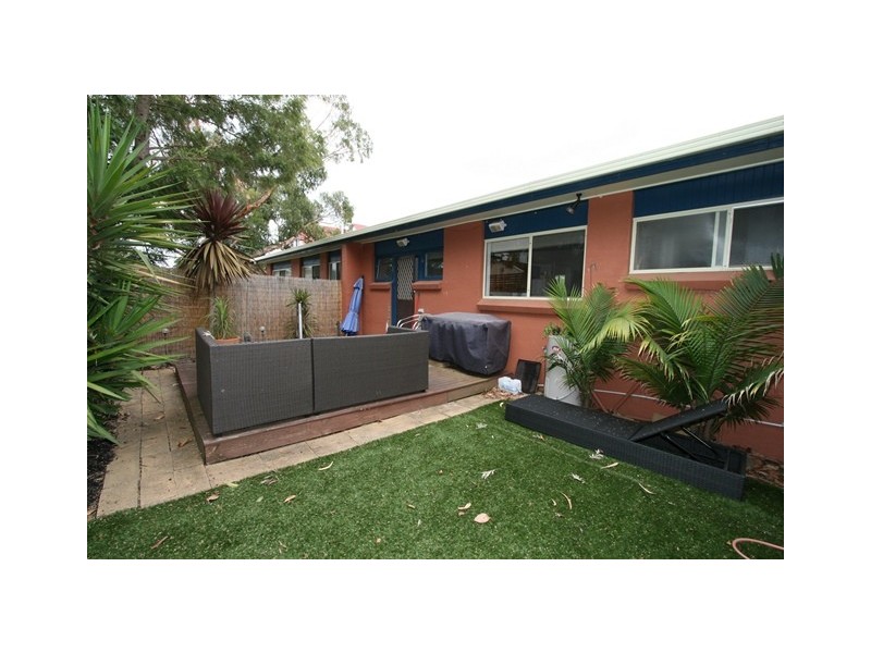 2/4 Highland Avenue, Cowes VIC 3922