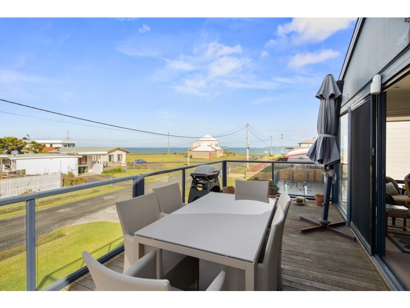 1/6 Elane Street, Sunderland Bay VIC 3922