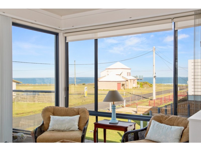 1/6 Elane Street, Sunderland Bay VIC 3922