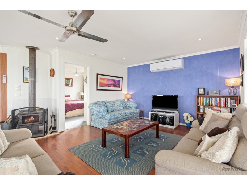 1/6 Elane Street, Sunderland Bay VIC 3922