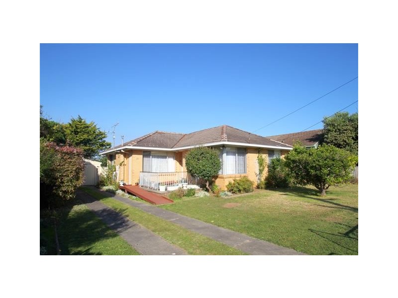 25 Shamrock Avenue, Cowes VIC 3922