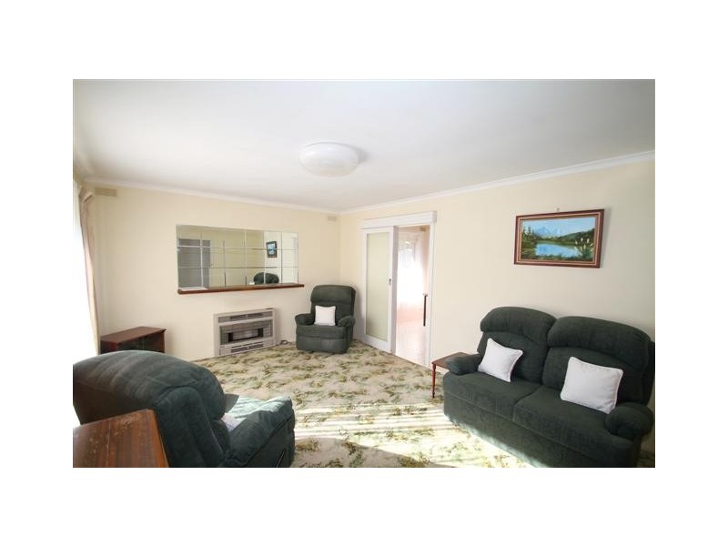 25 Shamrock Avenue, Cowes VIC 3922