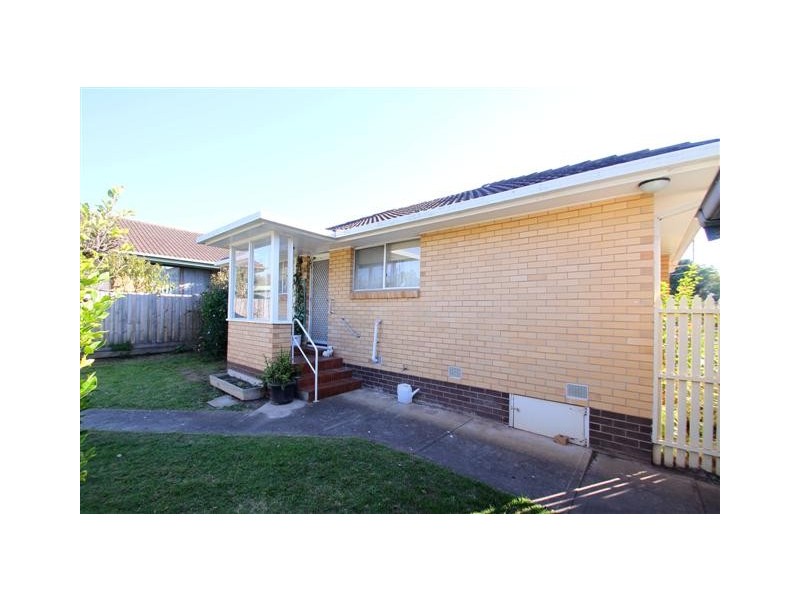 25 Shamrock Avenue, Cowes VIC 3922
