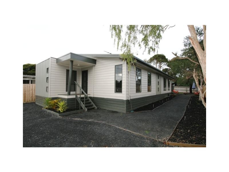 3 Plover Street, Cowes VIC 3922