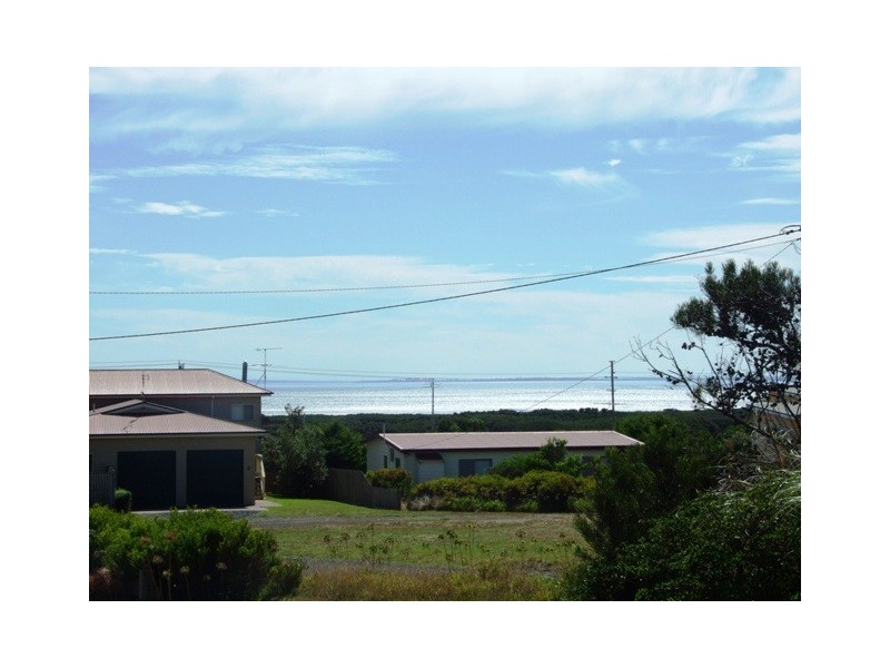 12 Highview Crescent, Surf Beach VIC 3922