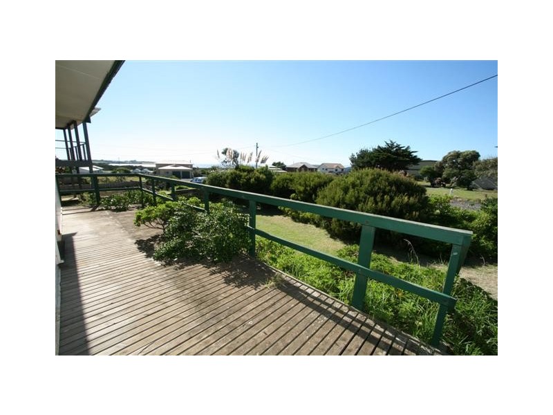 12 Highview Crescent, Surf Beach VIC 3922