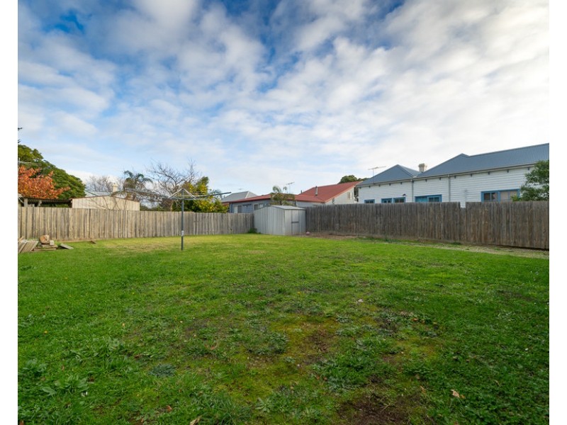 9 Parrakoola Way, Cowes VIC 3922