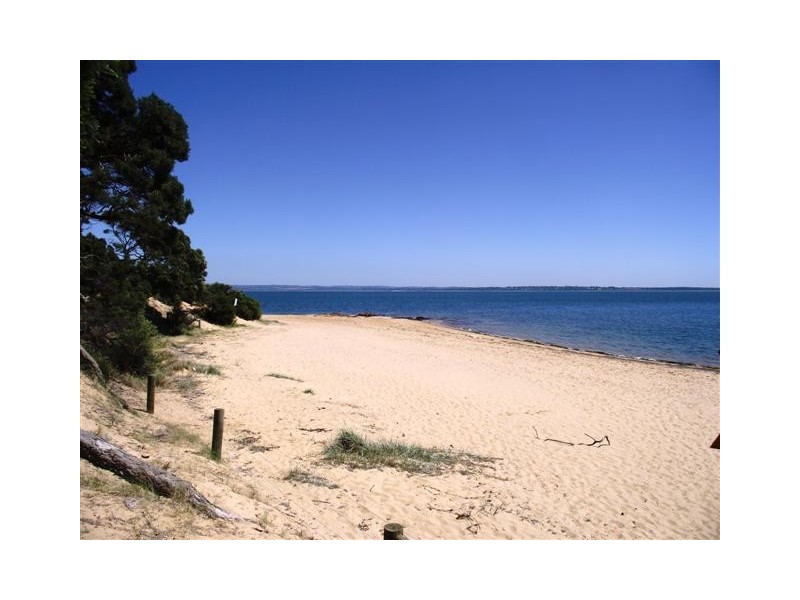 53 Dafydd Street, Cowes VIC 3922