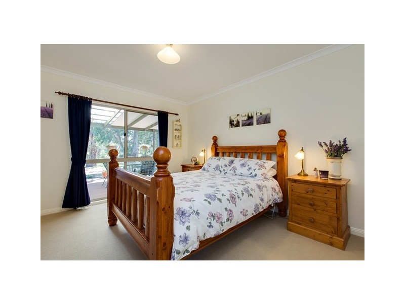 15 Jeury Court, Cowes VIC 3922