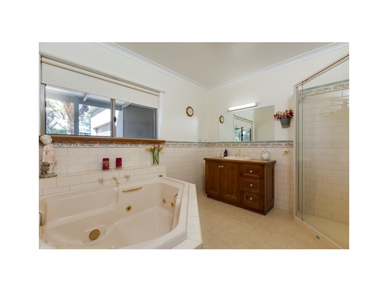 15 Jeury Court, Cowes VIC 3922